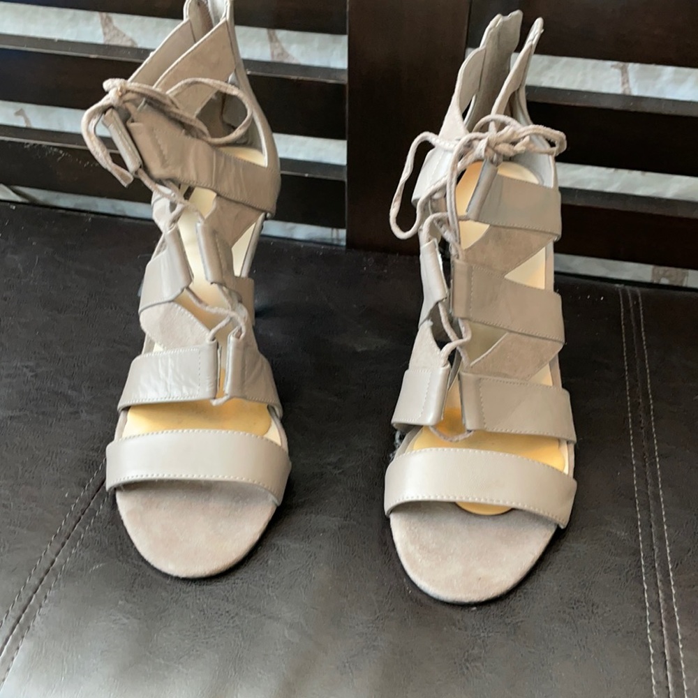 Nine West lace up heels - Picture 2 of 9